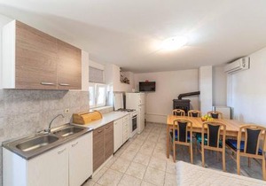 Beautiful Home In Prgomet