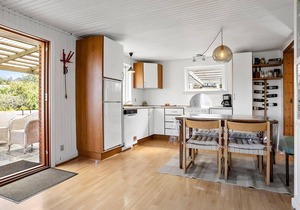 Beautiful home in Roslev