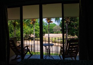 Beautiful Home Steps from Ocotal Beach! Military Veterans Discount Available.