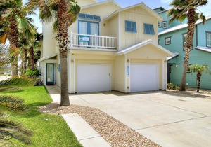Beautiful home with elevator. Port A's shortest boardwalk to the beach!