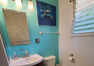 Beautiful Lahaina Side 2 BR Condo with Beach View