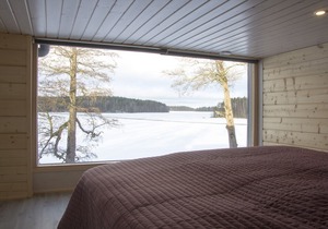 Beautiful mini villa right on the lakeside