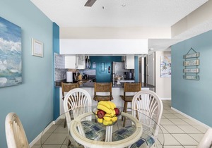 Beautiful Ocean Front 5th Flr Condo