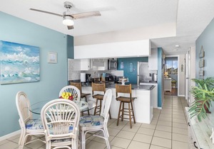 Beautiful Ocean Front 5th Flr Condo