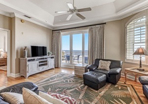 Beautiful oceanfront condo w/ private balcony overlooking the Atlantic Ocean!