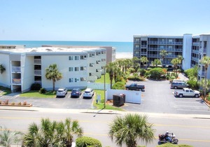 Beautiful Ocean views from this 2nd row condo. - Pelican Landing 312