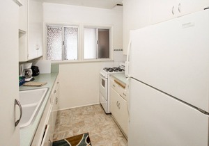 Beautiful Oceanfront Condo w/Private Balcony, Free WiFi