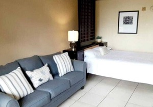 Beautiful one bedroom resort-style studio with pool and beach access...
