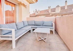 Beautiful Penthouse Near the Beach with Sea View, Pool, Wi-Fi, A/C, Balcony & Terrace