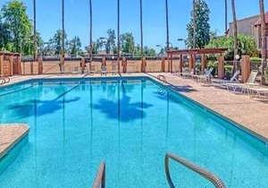 Beautiful quiet and spacious condo, In the heart of McCormick Ranch Scottsdale.
