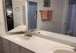 Beautiful quiet and spacious condo, In the heart of McCormick Ranch Scottsdale.