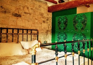 Beautiful Recently Renovated Farmhouse with Pool