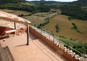 Beautiful Recently Renovated Farmhouse with Pool