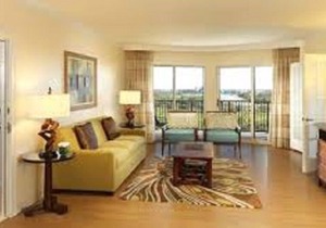 Beautiful, relaxing resort less than 10 minutes from Disney and Universal