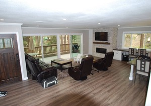 Beautiful Remodeled Condo With An Open Floor Plan! 3 Beds with 2.5 Baths.