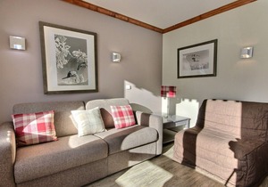Beautiful renovated apartment at the foot of the slopes, 6 pers, balcony, 3 Paradiski crystals