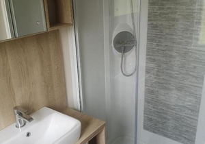Beautiful Romney Sands Holiday Park Retreat