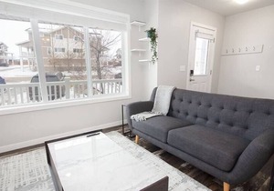 Beautiful South Winnipeg 4Bed 2Bath Townhouse