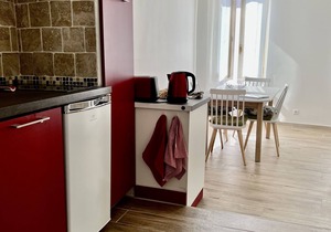 Beautiful, Spacious, 1 Bedroom Apt in Cannes