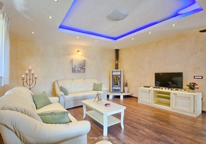 Beautiful stone villa with pool in Central Istria