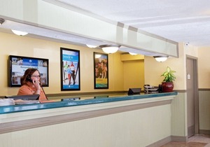Beautiful studio unit at resort, sleeps 4