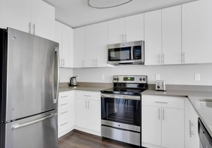 Beautiful Sunnyvale 1BR w/Pool, Gym & Spa, near Tech HQs, by Blueground