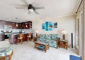 Beautiful, Third-Floor, Oceanfront Condo w/Water Views, Shared Pool, Free WiFi