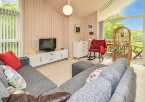 Beautiful vacation home near Faxe Ladeplads.