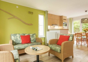 Beautiful villa for 4 guests with WIFI, pool, hot tub, TV, terrace and parking