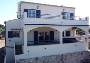 Beautiful Villa for 8 people with Pool and Sea Views