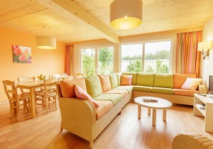 Beautiful villa for 8 people with WIFI, pool, TV, terrace and parking