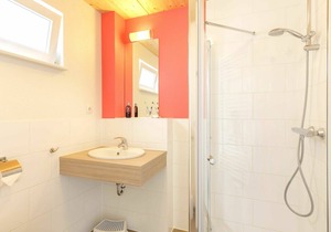 Beautiful villa for 8 people with WIFI, pool, TV, terrace and parking