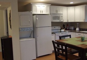 Beautifully Renovated Beach Block 2-Bedroom Unit