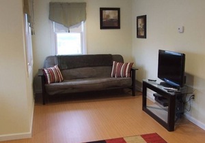 Beautifully Renovated Beach Block 2-Bedroom Unit