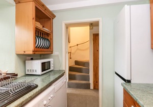 BECKFOLD COTTAGE, pet friendly in Broughton-In-Furness