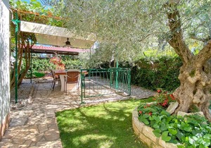 Beco A2 plus 2 nr 2 - One Bedroom Apartment, Sleeps 4