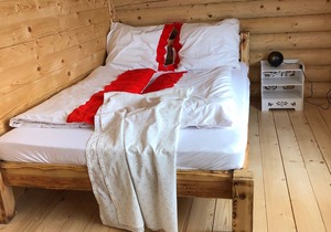 BeHappy Woodhouse log cabin sauna & jacuzzi Jastrzębia Góra Gdansk close by