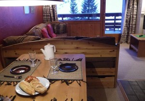 Bel appart T2 avec balcon proche pistes et commerces à Méribel - FR-1-355-70