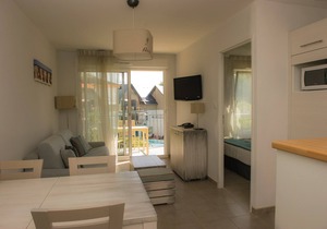 Bel Appartement, à 50m de la plage ! Accès piscine