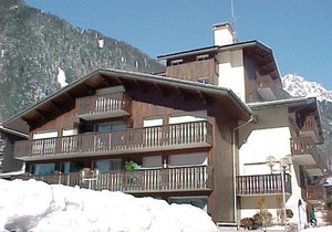 Bel appartement 2 pièces avec parking à Chamonix - FR-1-517-39