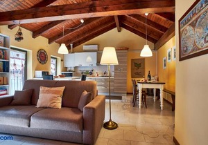 Bella Omegna Apartments