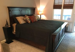 Bella Paradiso 9, King Bed, Walk to Downtown, Free Parking, Wifi, Front Balcony
