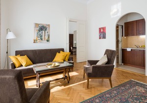 Belle Epoque I, luxury suite 50m to Main Square
