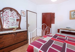 BELSA One-Bedroom Apartment 1