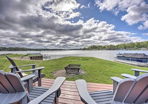 Benton Harbor Lake Home w/ Dock: Newly Remodeled!