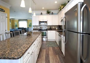 Bermuda Breeze 15B