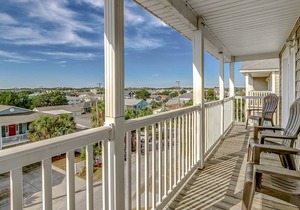 Bermuda Breeze unit C