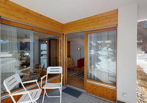 Best location for skiing. Ski in / ski out