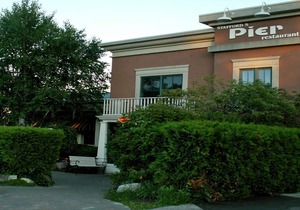 🌞Best Price in this Location🌞Views of Park with public beach & Church