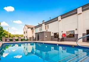 Best Western Locust Grove Inn & Suites